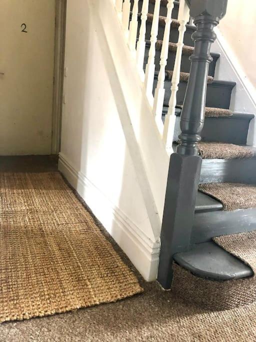 16 Glanmor Crescent, Flat 2 Apartment Swansea